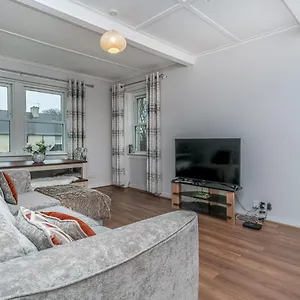 Pass The Keys Cosy And Spacious 2 Beds Flat With - Free Parking Apartment Edinburgh